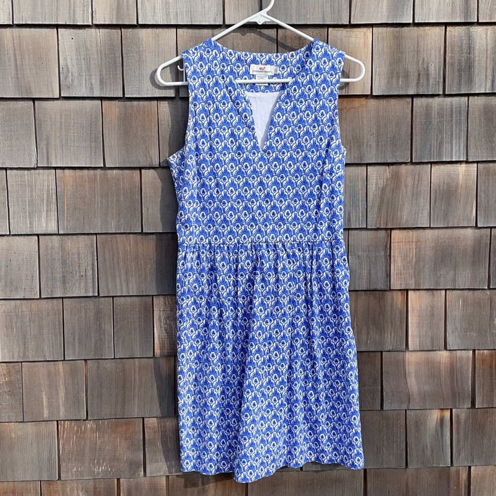 Blue pattern vineyard vines dress